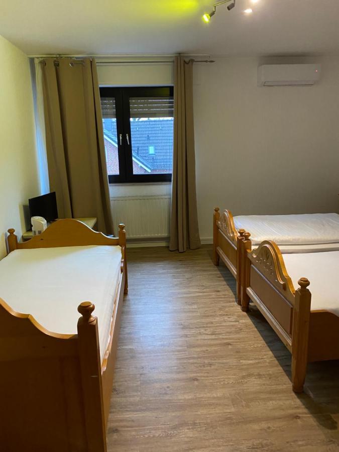 Das Kleine Landhotel Dorsten Extérieur photo